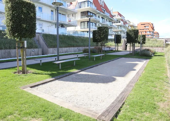 In With Pool Access Nieuwpoort