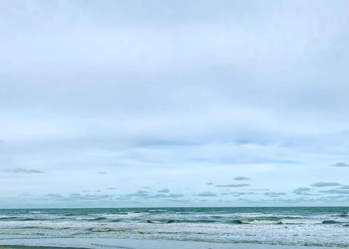 In With Pool Access *