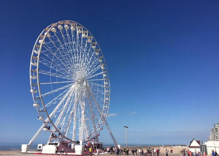 In With Pool Access Apartment